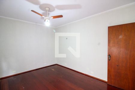 Casa à venda com 139m², 4 quartos e 2 vagasQuarto 2