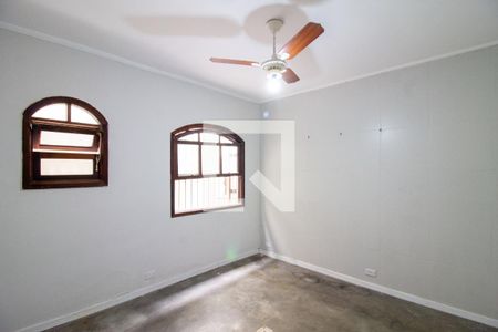 Casa à venda com 139m², 4 quartos e 2 vagasQuarto 3