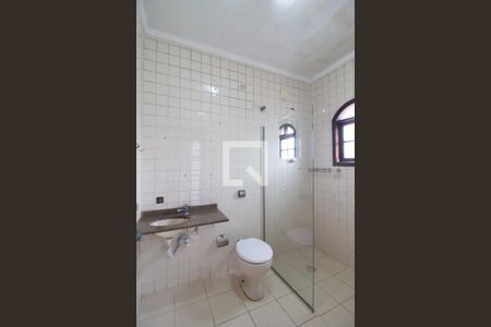 Casa à venda com 139m², 4 quartos e 2 vagasBanheiro da Suíte