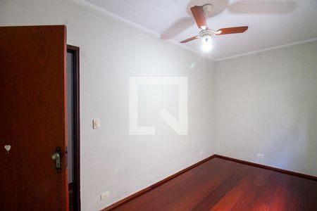 Casa à venda com 139m², 4 quartos e 2 vagasQuarto 1