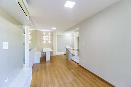 Sala de apartamento para alugar com 2 quartos, 60m² em Chácara Santo Antônio, São Paulo