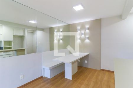 Sala de apartamento para alugar com 2 quartos, 60m² em Chácara Santo Antônio, São Paulo