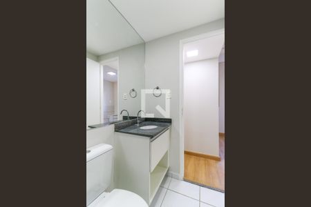 Apartamento para alugar com 60m², 2 quartos e 1 vaga Apartamento para alugar com 60m², 2 quartos e 1 vagaBanheiro da Suíte