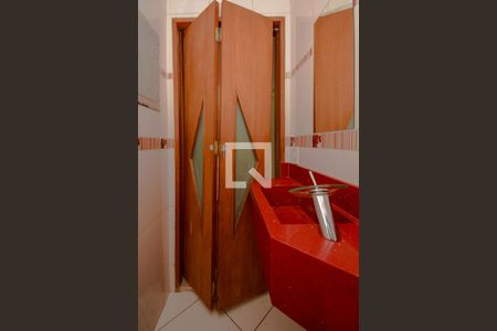 Casa à venda com 227m², 3 quartos e 5 vagasLavabo