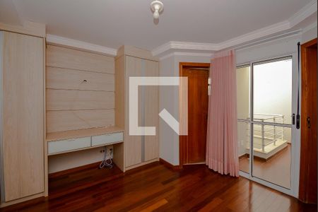 Casa à venda com 227m², 3 quartos e 5 vagasSuíte 2