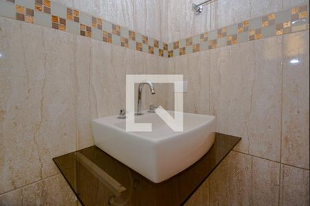 Casa à venda com 227m², 3 quartos e 5 vagasBanheiro da Suíte 3