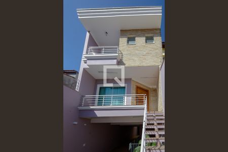 Casa à venda com 227m², 3 quartos e 5 vagasFachada do Sobrado