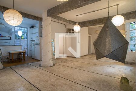 Apartamento para alugar com 140m², 1 quarto e sem vagaSala