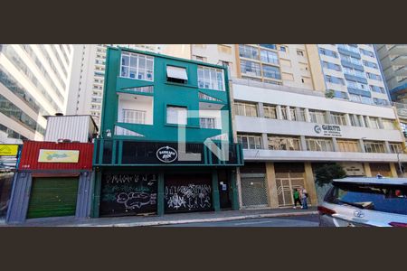 Apartamento para alugar com 140m², 1 quarto e sem vagaFachada