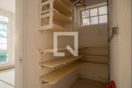 Apartamento para alugar com 140m², 1 quarto e sem vagaCloset da Suíte