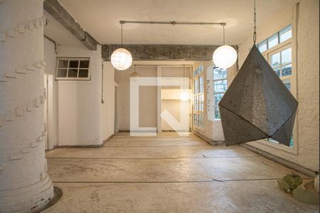 Apartamento para alugar com 140m², 1 quarto e sem vagaSala