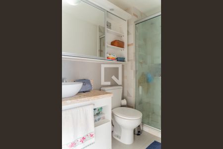 Banheiro do Quarto 1 de apartamento à venda com 2 quartos, 53m² em Azenha, Porto Alegre