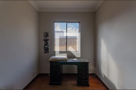 Quarto 1 de apartamento para alugar com 3 quartos, 146m² em Santa Amélia, Belo Horizonte