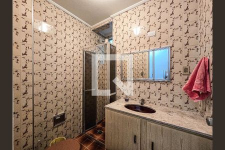 Banheiro de apartamento para alugar com 3 quartos, 72m² em Ponta da Praia, Santos