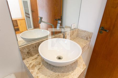 Casa à venda com 160m², 3 quartos e 1 vaga Casa à venda com 160m², 3 quartos e 1 vagaBanheiro da Suíte