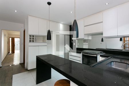 Casa à venda com 160m², 3 quartos e 1 vaga Casa à venda com 160m², 3 quartos e 1 vagaCozinha