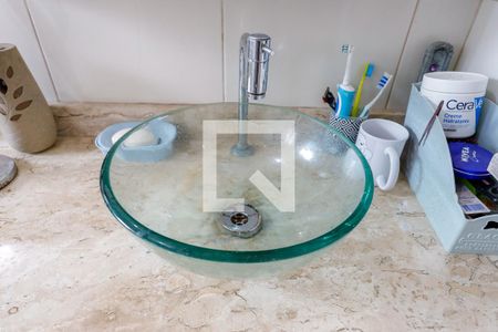 Casa de condomínio à venda com 100m², 3 quartos e 2 vagasBanheiro