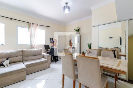 Sala de casa de condomínio à venda com 3 quartos, 100m² em Vila Mazzei, São Paulo