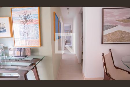 Apartamento à venda com 64m², 3 quartos e 1 vagaCorredor