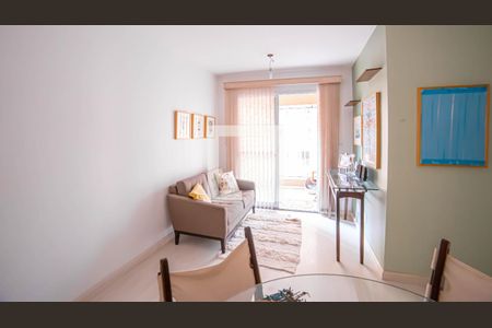 Sala de apartamento à venda com 3 quartos, 64m² em Jardim Maria Estela, São Paulo