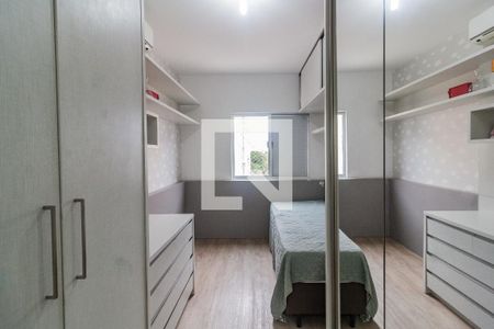 Quarto de apartamento para alugar com 2 quartos, 77m² em Capoeiras, Florianópolis