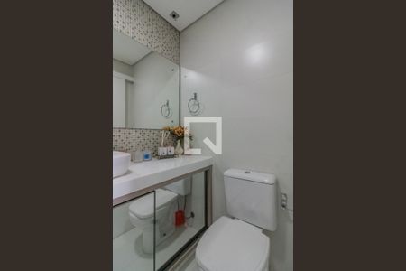 Apartamento para alugar com 77m², 2 quartos e 1 vaga Apartamento para alugar com 77m², 2 quartos e 1 vagaBanheiro