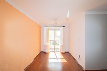Sala de apartamento para alugar com 3 quartos, 75m² em Vila Mazzei, São Paulo