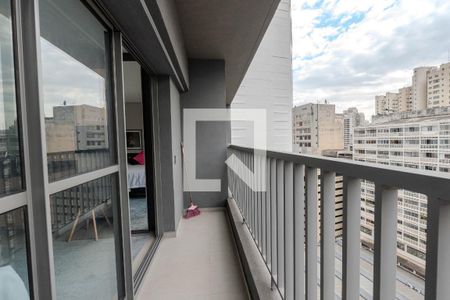 Studio à venda com 23m², 1 quarto e sem vaga Studio à venda com 23m², 1 quarto e sem vagaSacada