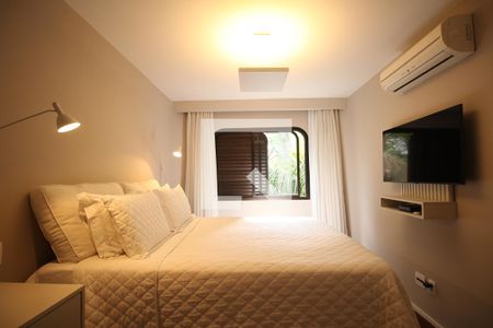 Quarto 1 de apartamento para alugar com 3 quartos, 130m² em Vila Morumbi, São Paulo