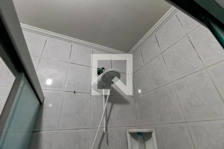 Banheiro - chuveiro de apartamento para alugar com 2 quartos, 72m² em Chácara Agrindus, Taboão da Serra