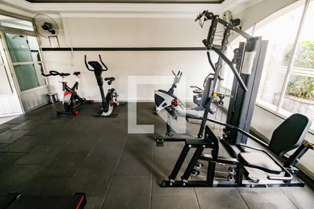 Apartamento à venda com 72m², 2 quartos e 1 vaga Apartamento à venda com 72m², 2 quartos e 1 vagaÁrea comum - Academia