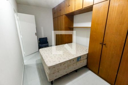 Quarto 1 de apartamento para alugar com 2 quartos, 72m² em Chácara Agrindus, Taboão da Serra