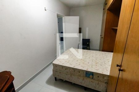 Quarto 1 de apartamento à venda com 2 quartos, 72m² em Chácara Agrindus, Taboão da Serra