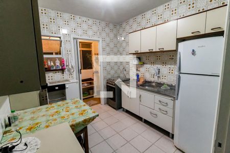 Apartamento à venda com 72m², 2 quartos e 1 vaga Apartamento à venda com 72m², 2 quartos e 1 vagaCozinha - Armários