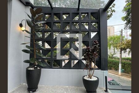 Casa à venda com 151m², 2 quartos e 3 vagas Casa à venda com 151m², 2 quartos e 3 vagasFoto 03