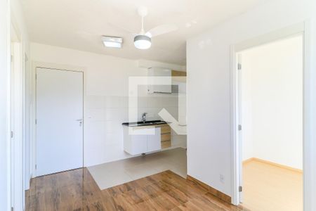 Sala de apartamento para alugar com 2 quartos, 33m² em Santo Amaro, São Paulo