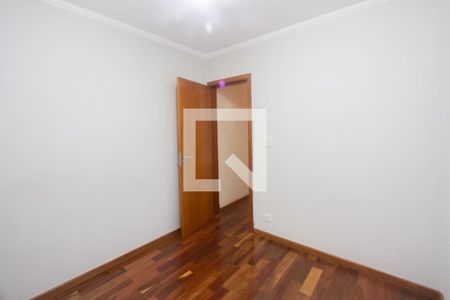 Quarto 2 de casa para alugar com 3 quartos, 186m² em Jardim Iracema, São Paulo