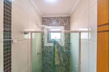 Banheiro  de apartamento à venda com 2 quartos, 74m² em Vila Pires, Santo André