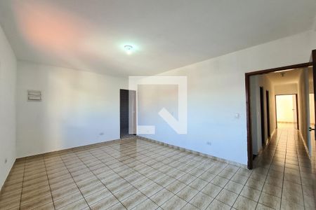 Suíte de casa para alugar com 3 quartos, 191m² em Parque São Rafael, São Paulo