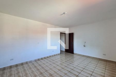 Suíte de casa para alugar com 3 quartos, 191m² em Parque São Rafael, São Paulo