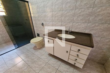 Casa para alugar com 191m², 3 quartos e 2 vagasBanheiro