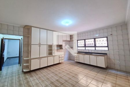 Casa para alugar com 191m², 3 quartos e 2 vagasCozinha