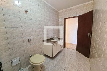 Casa para alugar com 191m², 3 quartos e 2 vagasBanheiro
