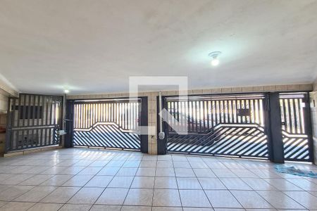 Casa para alugar com 191m², 3 quartos e 2 vagasGaragem