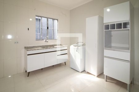 Cozinha de kitnet/studio para alugar com 1 quarto, 28m² em Vila Mazzei, São Paulo