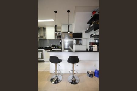 Apartamento à venda com 105m², 3 quartos e 2 vagasCozinha