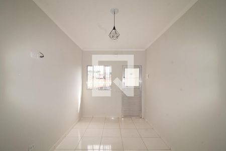 Sala de kitnet/studio para alugar com 1 quarto, 35m² em Vila Mazzei, São Paulo