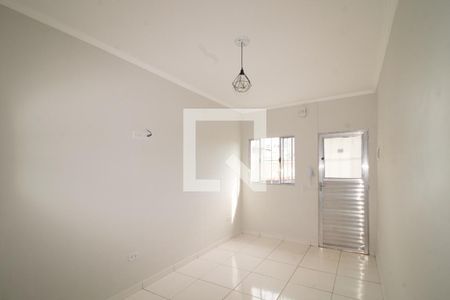 Sala de kitnet/studio para alugar com 1 quarto, 35m² em Vila Mazzei, São Paulo
