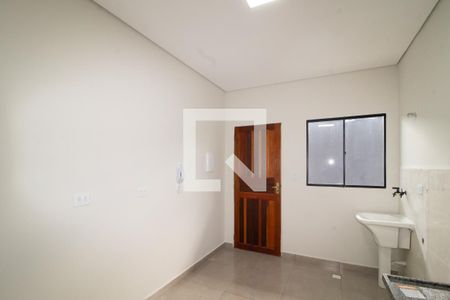 Sala de kitnet/studio para alugar com 1 quarto, 28m² em Vila Mazzei, São Paulo