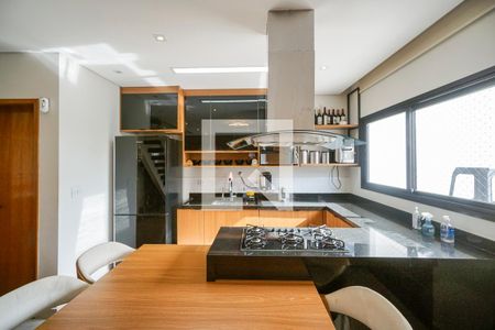 Cozinha de casa à venda com 2 quartos, 140m² em Vila Carrão, São Paulo
